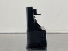 Load image into Gallery viewer, Info-Gps Screen  SAAB 9-3 1999 - NW105809
