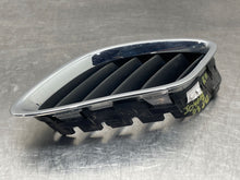 Load image into Gallery viewer, GRILL Saab 9-3 2003 03 2004 04 2005 05 2006 06 07 Right - NW98634
