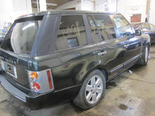 Load image into Gallery viewer, FENDER Range Rover 2003 03 2004 04 2005 05 Right - 1006426

