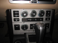 Load image into Gallery viewer, FENDER Range Rover 2003 03 2004 04 2005 05 Right - 1006426
