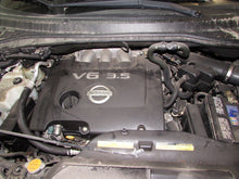 Load image into Gallery viewer, FRONT DOOR Nissan Quest 2004 04 2005 05 2006 06 2007 07 2008 08 2009 09 Right - 1006421
