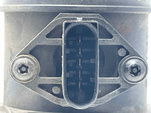 Load image into Gallery viewer, Mass Air Flow Sensor Meter MAF Rover Disco II Disco SD Discovery 99-02 - NW5436
