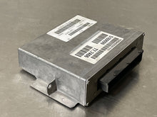 Load image into Gallery viewer, ECU ECM COMPUTER Saab 9-5 2002 02 - NW62147
