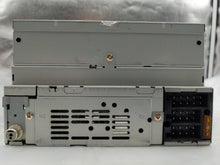 Load image into Gallery viewer, RADIO Saab 9-5 99 00 01 02 03 04 05 - NW139613
