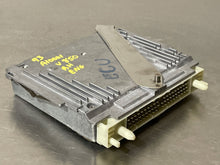 Load image into Gallery viewer, ECU ECM COMPUTER Volvo 850 1993 93 1994 94 95 Non Turbo - NW62962
