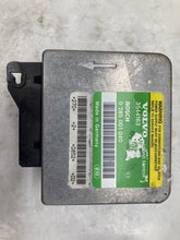 Load image into Gallery viewer, AIR BAG COMPUTER Volvo S90 940 960 93 94 95 96 97 98 - NW38985
