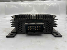 Load image into Gallery viewer, Radio  MERCEDES E-CLASS 1994 - NW7456
