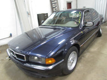Load image into Gallery viewer, FENDER BMW 750i 740i 1995 95 1996 96 97 98 Left - 812033

