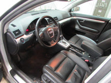 Load image into Gallery viewer, Fuel Filler Door Audi A4 2006 06 - 819638
