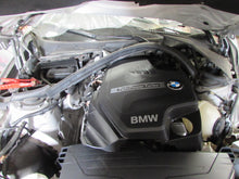 Load image into Gallery viewer, CONSOLE LID BMW 320i 328i 2013 13 - 824209

