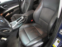 Load image into Gallery viewer, CARRIER ASSEMBLY BMW 328i 325i 2006 06 2007 07 2008 08 2009 09 10 11 Auto - 833997
