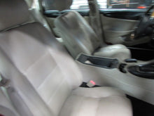 Load image into Gallery viewer, WHEEL Jaguar Xj8 98 99 16" Alloy 10 Triangle Slots - 835981
