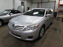 Load image into Gallery viewer, FRONT DOOR Toyota Camry 2007 07 2008 08 2009 09 2010 10 2011 11 Right - 848262

