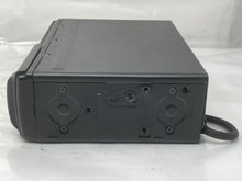 Load image into Gallery viewer, CD Changer Audi TT 2000 00 2001 01 02 03 04 05 06 - NW136231
