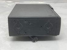 Load image into Gallery viewer, CD Changer Audi TT 2000 00 2001 01 02 03 04 05 06 - NW136231
