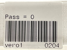 Load image into Gallery viewer, Speedometer Cluster Saturn Vue 2004 - NW161763
