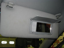 Load image into Gallery viewer, HEADLIGHT LAMP ASSEMBLY Odyssey 2005 05 2006 06 2007 07 Right - DG12898
