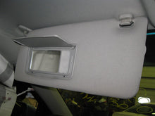 Load image into Gallery viewer, HEADLIGHT LAMP ASSEMBLY Odyssey 2005 05 2006 06 2007 07 Right - DG12898
