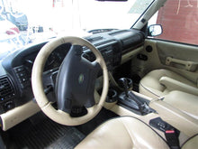 Load image into Gallery viewer, INTERIOR REAR VIEW MIRROR Land Rover Discovery 00 01 02 03 04 - 858441
