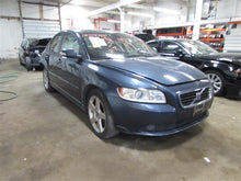 Load image into Gallery viewer, OWNERS MANUAL Volvo S40 2008 08 - 858747
