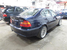 Load image into Gallery viewer, PLASTIC ENGINE COVER BMW 330i 330xi 2002 02 - 860929
