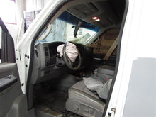 Load image into Gallery viewer, WINDSHIELD WIPER TRANSMISSION NV 1500 NV2500 NV3500 2012-2016 - 867669
