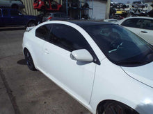 Load image into Gallery viewer, FUSE BOX Scion TC XD 05 06 07 08 09 10 - MRK181168
