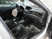Load image into Gallery viewer, WINDSHIELD WIPER MOTOR Acura ILX 13 14 15 16 - 878111

