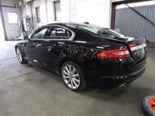Load image into Gallery viewer, WIPER MOTOR Jaguar XF 2009 09 2010 10 2011 11 2012 12 - 880591
