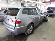 Load image into Gallery viewer, GRILLE BMW X3 2004 04 2005 05 2006 06 Left - 881530
