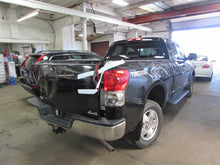 Load image into Gallery viewer, TRANSFER CASE CONTROL MODULE COMPUTER Tundra 07 08 09 10 11 - 885637
