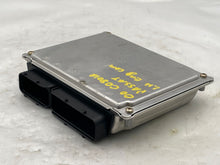 Load image into Gallery viewer, ECU ECM COMPUTER Audi A6 Passat 1999 99 00 01 2.8 - NW62801
