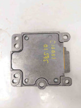 Load image into Gallery viewer, AIR BAG COMPUTER SAAB 9-5 1999 99 2000 00 2001 01 - NW37431
