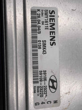 Load image into Gallery viewer, ECU ECM COMPUTER Hyundai Tiburon 2004 04 2.0L - NW60199
