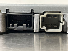 Load image into Gallery viewer, Body control module Jaguar S Type 2000 00 - NW32745

