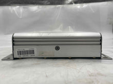 Load image into Gallery viewer, SUBWOOFER AMPLIFIER Jaguar S Type 2000 00 2001 01 - NW137777

