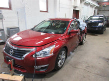 Load image into Gallery viewer, STEERING WHEEL Nissan Altima 2014 14 - 910320

