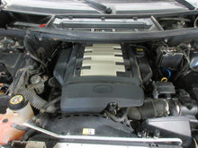 Load image into Gallery viewer, FRONT DOOR Range Rover 2004 04 Left - 915814
