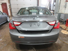 Load image into Gallery viewer, 2012 Hyundai Sonata Floor Shifter - 915024
