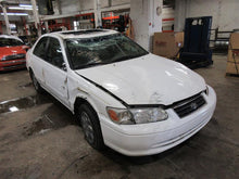 Load image into Gallery viewer, WASHER BOTTLE ES300 Camry 1997 97 1998 98 99 00 01 - 916020
