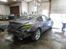 Load image into Gallery viewer, SPEEDOMETER CLUSTER Hyundai Genesis 2009 09 2010 10 - 930226
