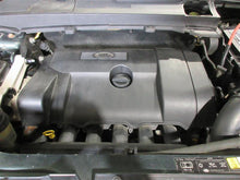 Load image into Gallery viewer, HEADLIGHT LAMP ASSEMBLY Land Rover LR2 08 09 10 Right - 934953
