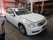 Load image into Gallery viewer, PLASTIC ENGINE COVER Infiniti G35 2007 07 - 940089
