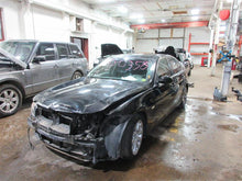 Load image into Gallery viewer, OUTER TAIL LIGHT LAMP 323i 325ci 325i 328i 330ci 330i 06-08 Right - 944196
