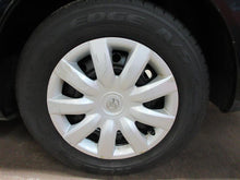 Load image into Gallery viewer, CLOCK Toyota Camry 2004 04 2005 05 2006 06 - 951236
