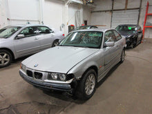 Load image into Gallery viewer, CD CHANGER 318i 318ic 318ti 323i 323ic 323is 328i 328ic 328is M3 98-99 - 951942
