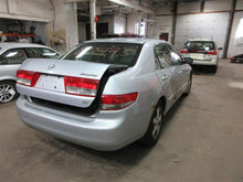 Load image into Gallery viewer, Fuel Filler Door Honda Accord 2004 04 - 952140
