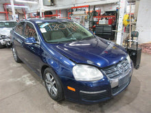 Load image into Gallery viewer, Fuel Pump Audi A3 Jetta EOS Golf 2006 06 2007 07 2008 08 - 957728
