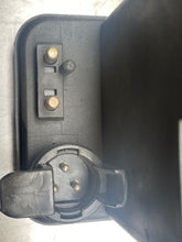 Load image into Gallery viewer, Vacuum Pump  MERCEDES 300E 1991 - NW189247
