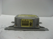Load image into Gallery viewer, AIR BAG COMPUTER MITSUBISHI GALANT 2001 2002 2003 - 18455

